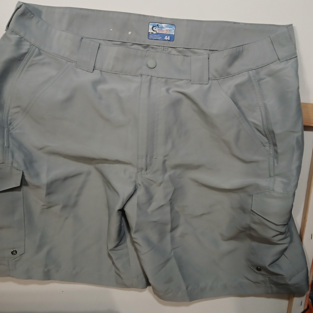 NWOT Wide Sportsman Mens Gray Fishing Cargo‎ Shorts Size 44 Marlin